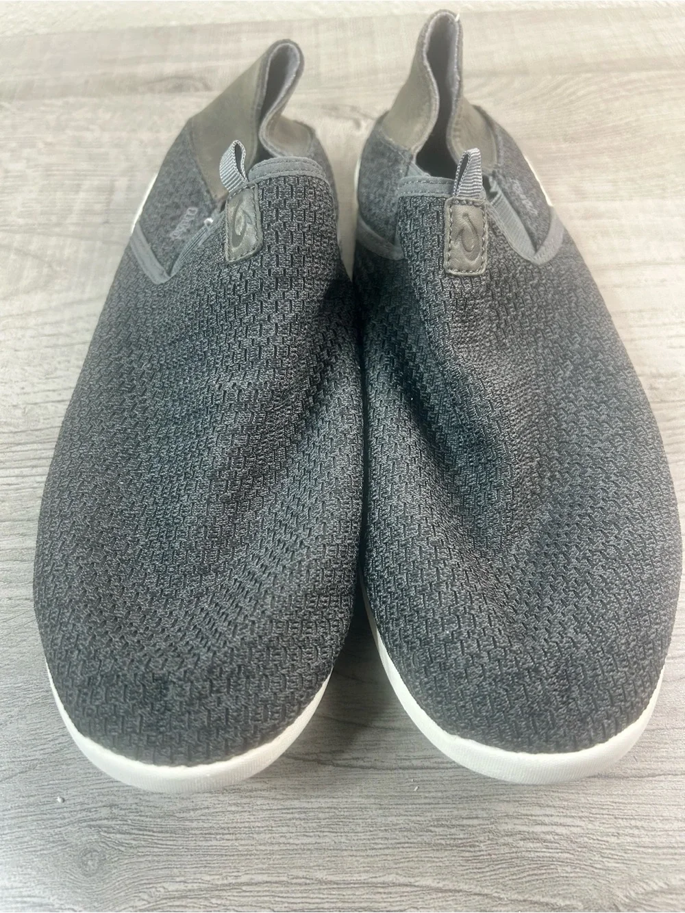 OluKai Men’s Gray Mesh Slip-On Comfort Sneakers Shoes Size 12